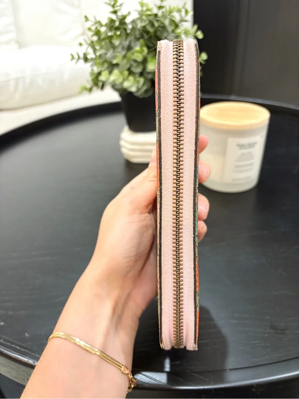 Gucci GG Supreme Monogram Strawberry Zip Around Wallet Light Pink
